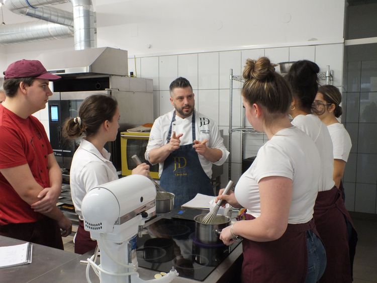 Jakabfi Dávid tanítási napja a Báthoryban